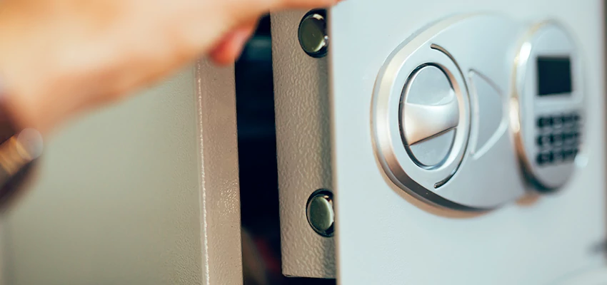 Fingerprint Safe Openers in Pleasanton, CA